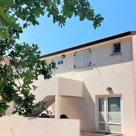 Daire Mediterranes Nur 300 Meter Zum - Hundefreundlich Umag